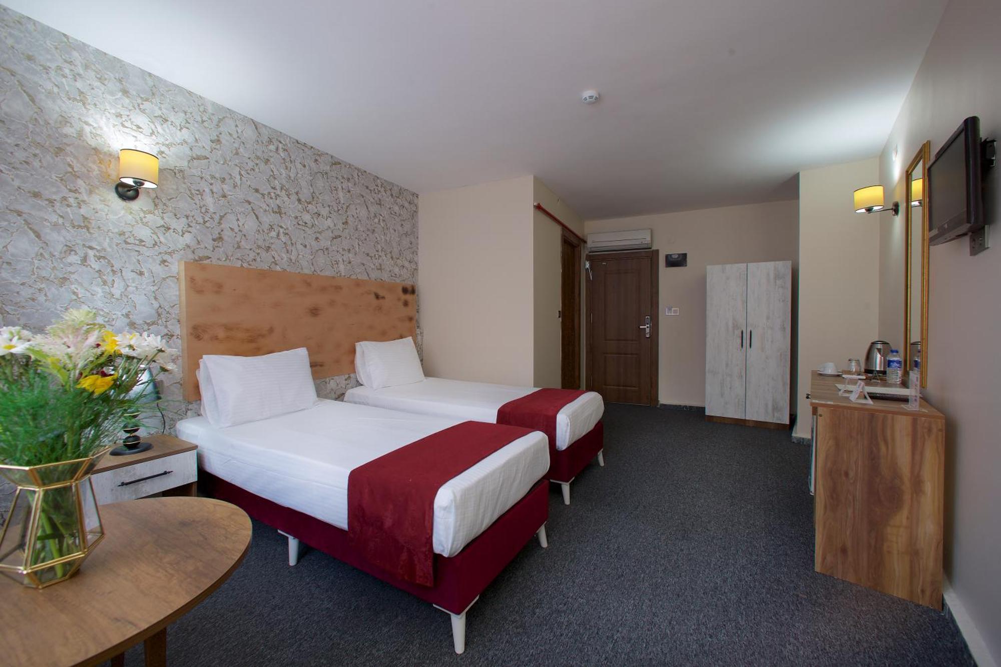 Galata By Boss Hotel Истанбул Екстериор снимка