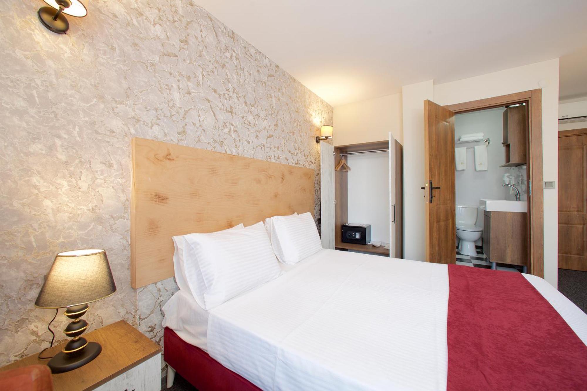 Galata By Boss Hotel Истанбул Екстериор снимка