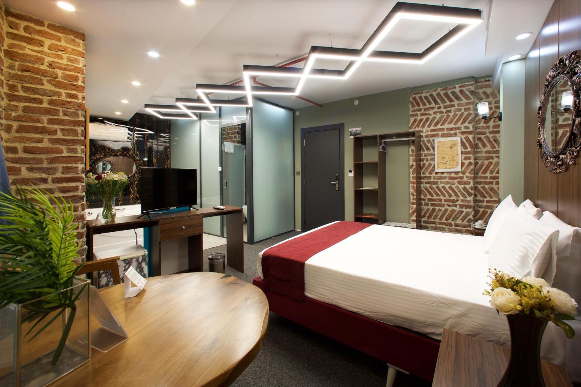 Galata By Boss Hotel Истанбул Екстериор снимка
